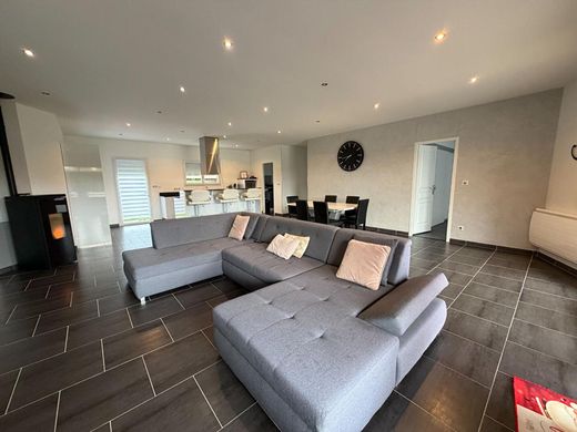 Luxury home in Carcans, Gironde
