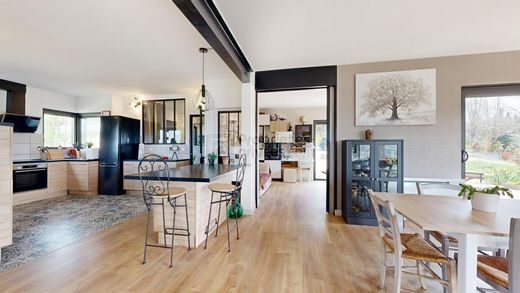 Luxury home in Vigoulet, Upper Garonne
