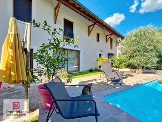 Casa de luxo - Champagneux, Sabóia