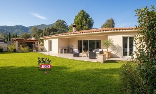 Luxury home in Sainte-Lucie de Porto-Vecchio, South Corsica