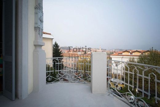 Villa in Ivrea, Torino