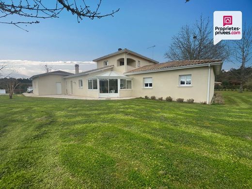 Casa de lujo en Bazas, Gironda