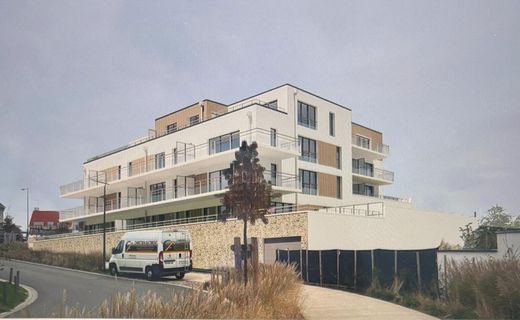 Apartment / Etagenwohnung in Wimille, Pas-de-Calais