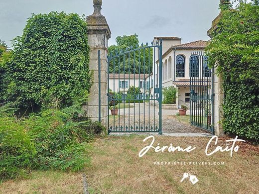 Villa a Nîmes, Gard