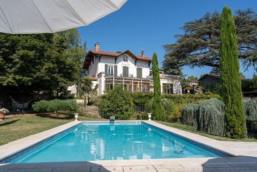 Villa in Caluire-et-Cuire, Rhône