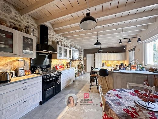 Luxe woning in Figanières, Var