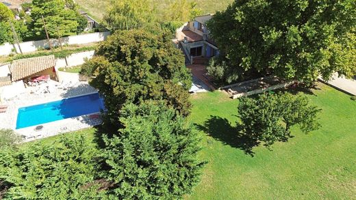 Luxury home in Monteux, Vaucluse