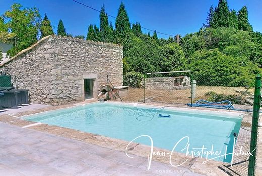 Luxury home in Nîmes, Gard