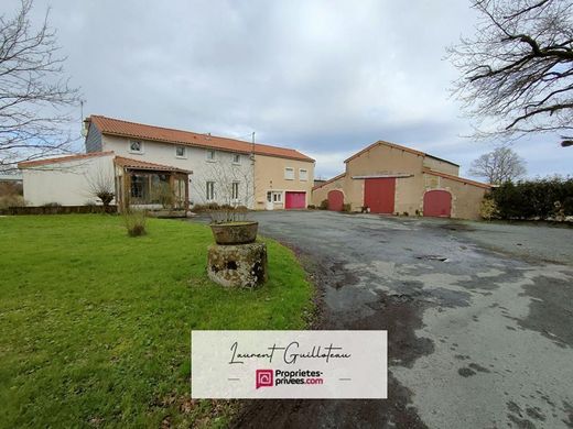 Luxury home in La Verrie, Vendée