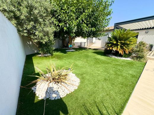 Luxury home in Istres, Bouches-du-Rhône