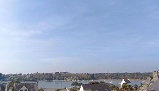 Daire Bénodet, Finistère