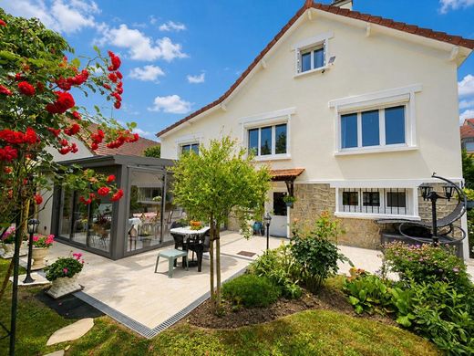 Luksusowy dom w Brou-sur-Chantereine, Seine-et-Marne