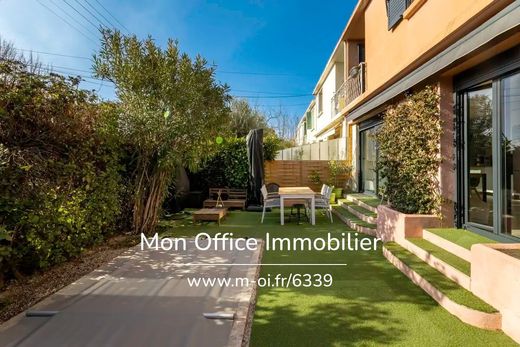 Элитный дом, Экс-ан-Прованс, Bouches-du-Rhône