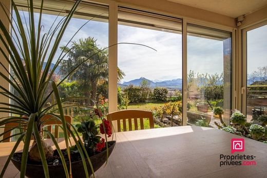 Appartement in Cranves-Sales, Haute-Savoie