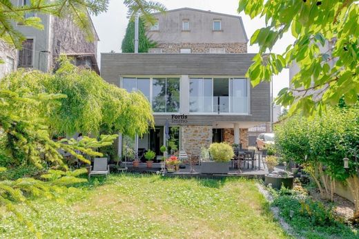 Villa a Fontenay-sous-Bois, Val-de-Marne