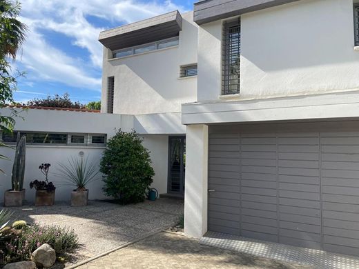 Luxury home in Saint-Cyprien, Pyrénées-Orientales