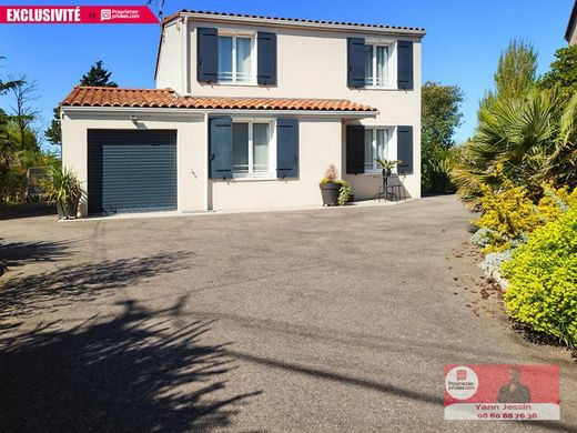Luxury home in Pins-Justaret, Upper Garonne