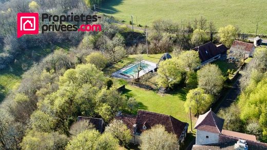 Luxury home in Catus, Lot