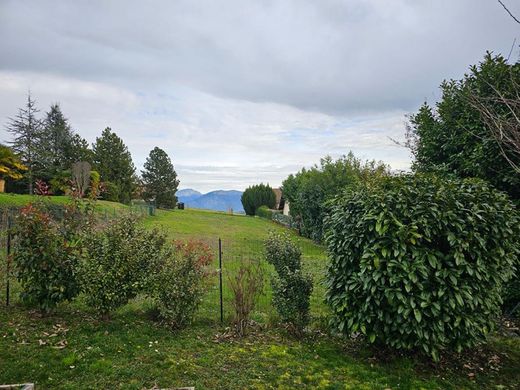 Luxury home in Lovagny, Haute-Savoie