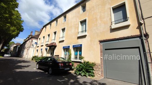 Maison de luxe à Sézanne, Marne