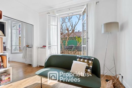 Apartament w Courbevoie, Hauts-de-Seine