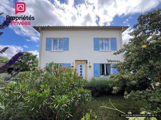 Luxury home in Meursac, Charente-Maritime