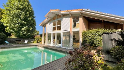 Villa in Andernos-les-Bains, Gironde