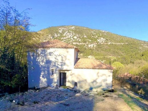 Villa in Tourrette-Levens, Alpes-Maritimes
