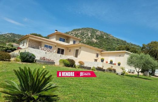 Luxury home in Sainte-Lucie de Porto-Vecchio, South Corsica