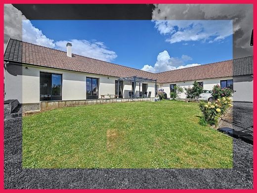 Alençon, Orneの高級住宅