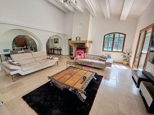 Βίλα σε La Motte, Var