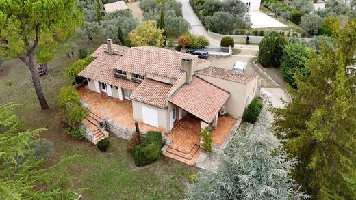 Luxe woning in Manosque, Alpes-de-Haute-Provence