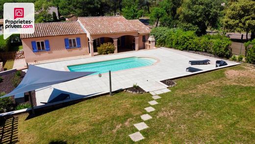 Casa de lujo en La Motte, Var