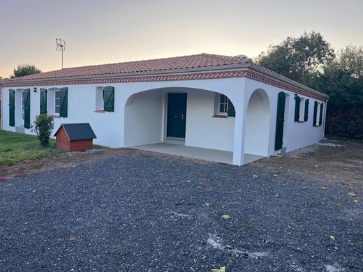 Элитный дом, La Barre-de-Monts, Vendée