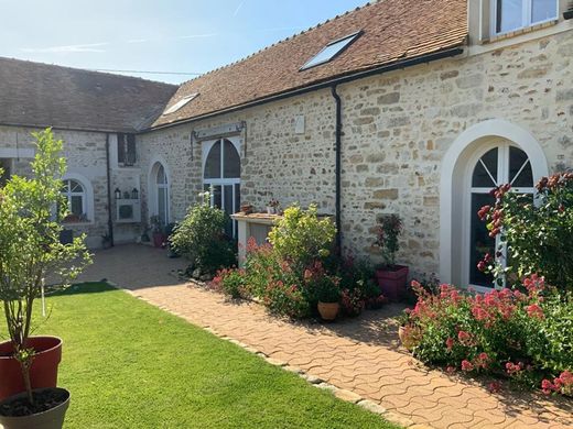 Casa de lujo en Moret-sur-Loing, Sena y Marne
