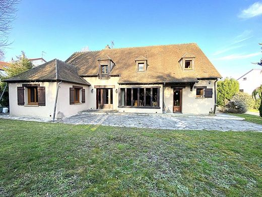 Luxury home in Clamart, Hauts-de-Seine