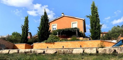 Luxury home in Le Bois-d'Oingt, Rhône