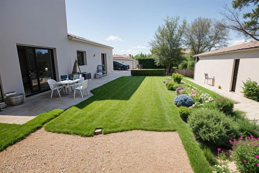 Luxury home in Garéoult, Var