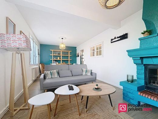 豪宅  Aytré, 滨海夏朗德省