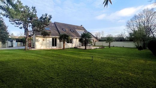Luxus-Haus in Yerres, Essonne
