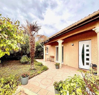 Luxury home in Vénissieux, Rhône