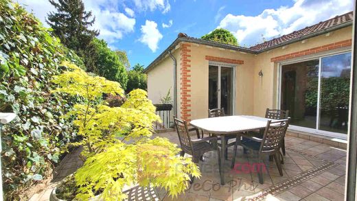 Casa de lujo en Le Chesnay, Yvelines