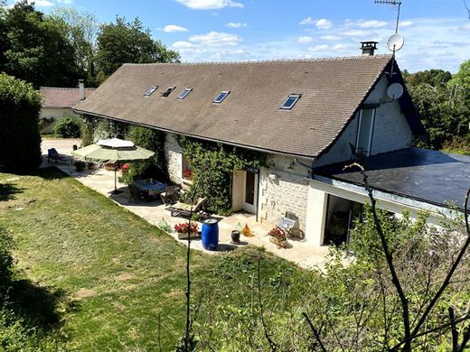 Casa rural / Casa de pueblo en Crépy-en-Valois, Oise