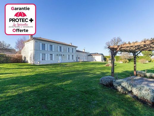 Luxe woning in Jarnac-Champagne, Charente-Maritime
