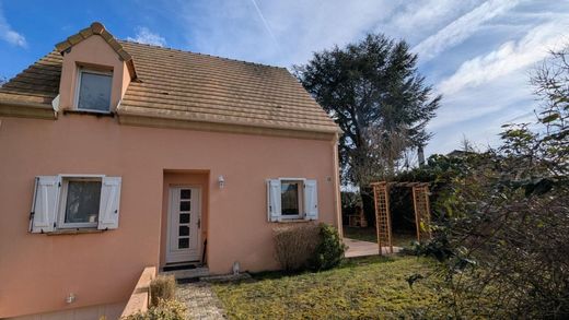 Luksusowy dom w Conflans-Sainte-Honorine, Yvelines