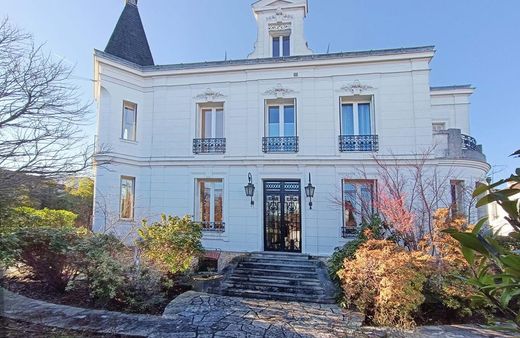 Luxe woning in La Varenne-Saint-Hilaire, Val-de-Marne