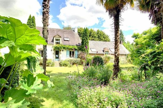 Casa di lusso a Pluvigner, Morbihan