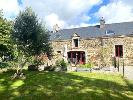 Luxury home in Moustoir-Ac, Morbihan