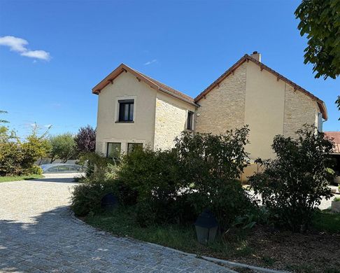 Luxury home in Corcelles-les-Monts, Cote d'Or