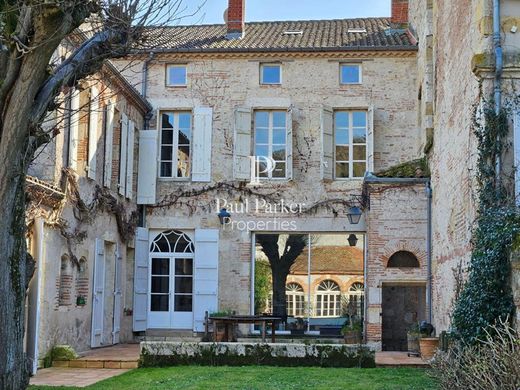 Villa in Agen, Lot-et-Garonne